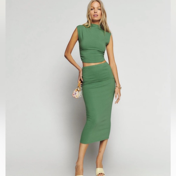 New with tags reformation foster knit, two piece bottle, green size extra small - Picture 3 of 6